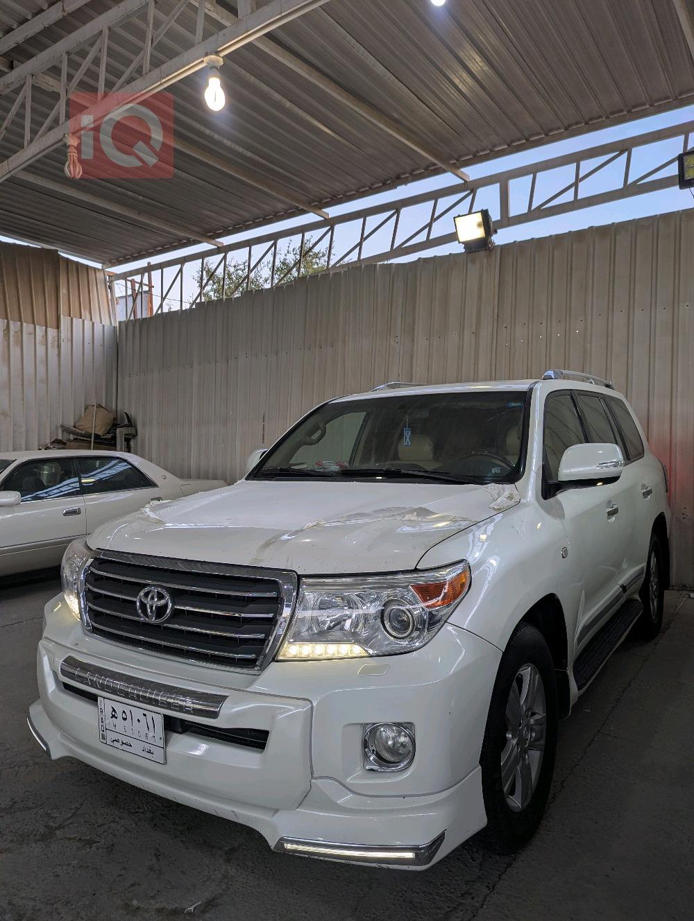 تويوتا لاندكروزر